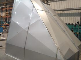 FLUINCE triangulo metalico